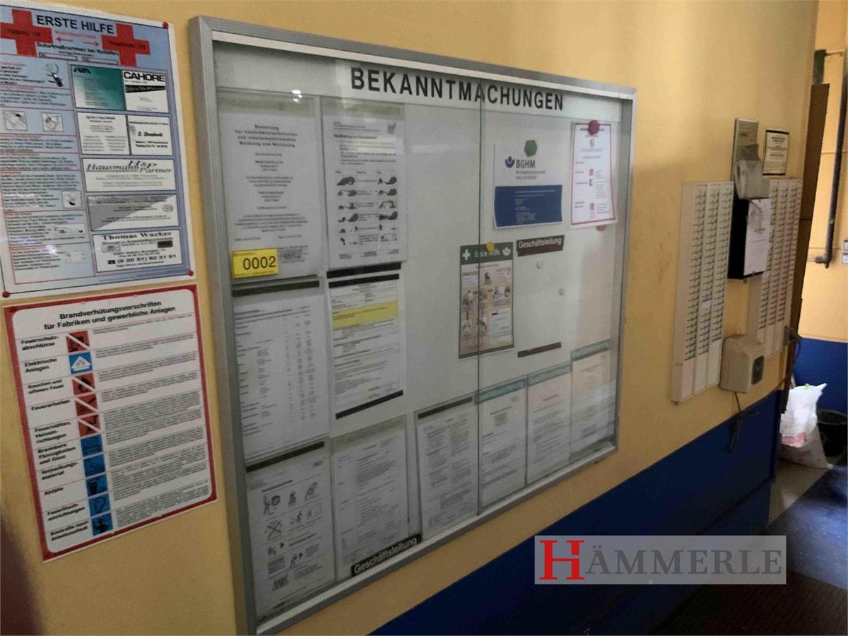 Aushangkasten / Bekanntmachungstafel